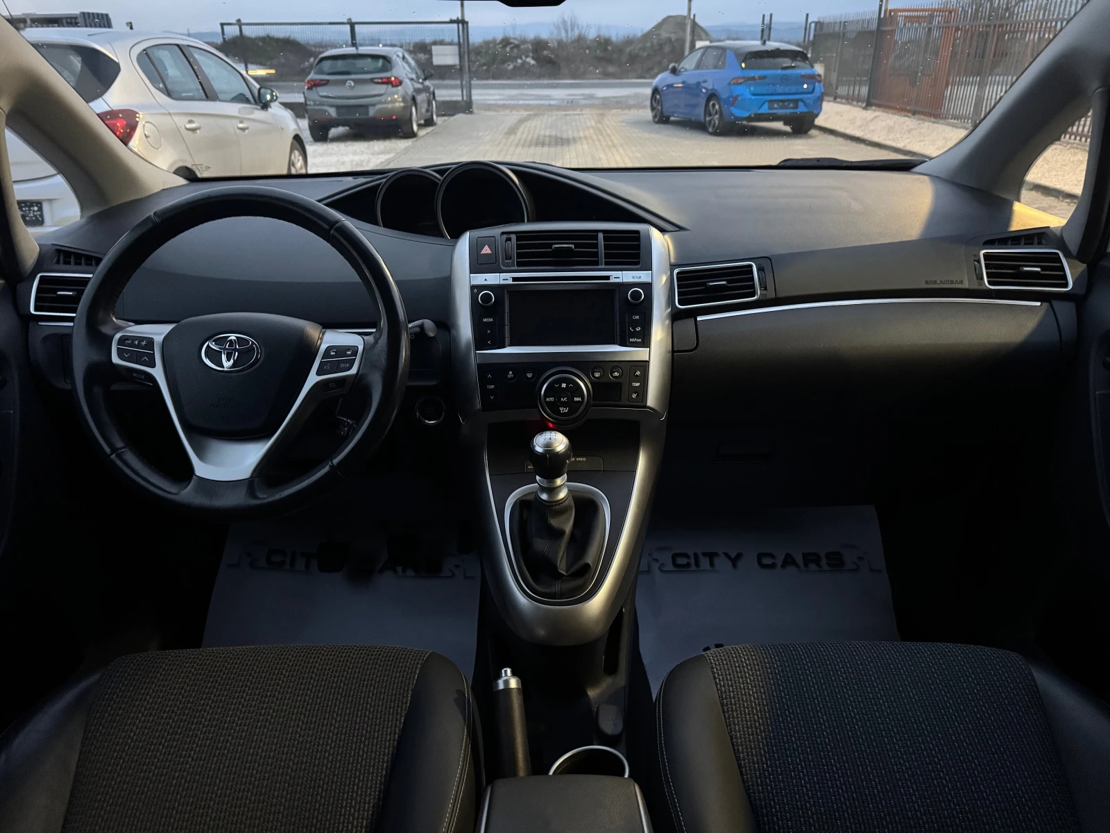 Toyota Verso 2.0-D4D-VAVI  | Mobile.bg � ����������� 10