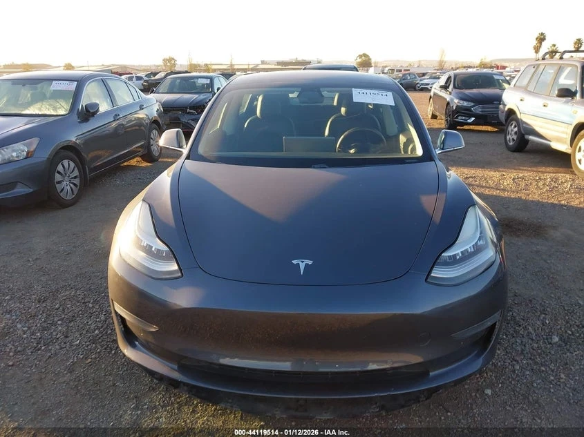 Tesla Model 3 LONG RANGE DUAL MOTOR ALL-WHEEL DRIVE | ���� �� �� | Mobile.bg � ����������� 12