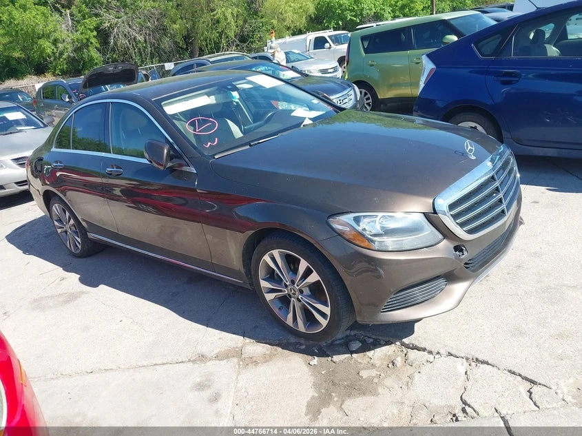 Mercedes-Benz C 300 2.0L I-4 DI, DOHC, VVT, TURBO, 241HP Rear Wheel | Mobile.bg � ����������� 1