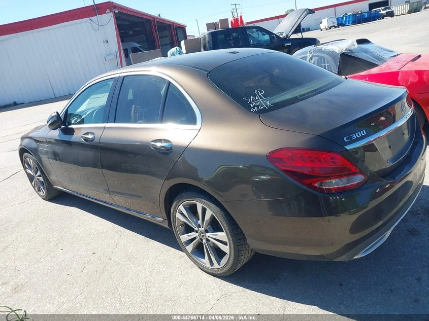 Mercedes-Benz C 300 2.0L I-4 DI, DOHC, VVT, TURBO, 241HP Rear Wheel | Mobile.bg � ����������� 14