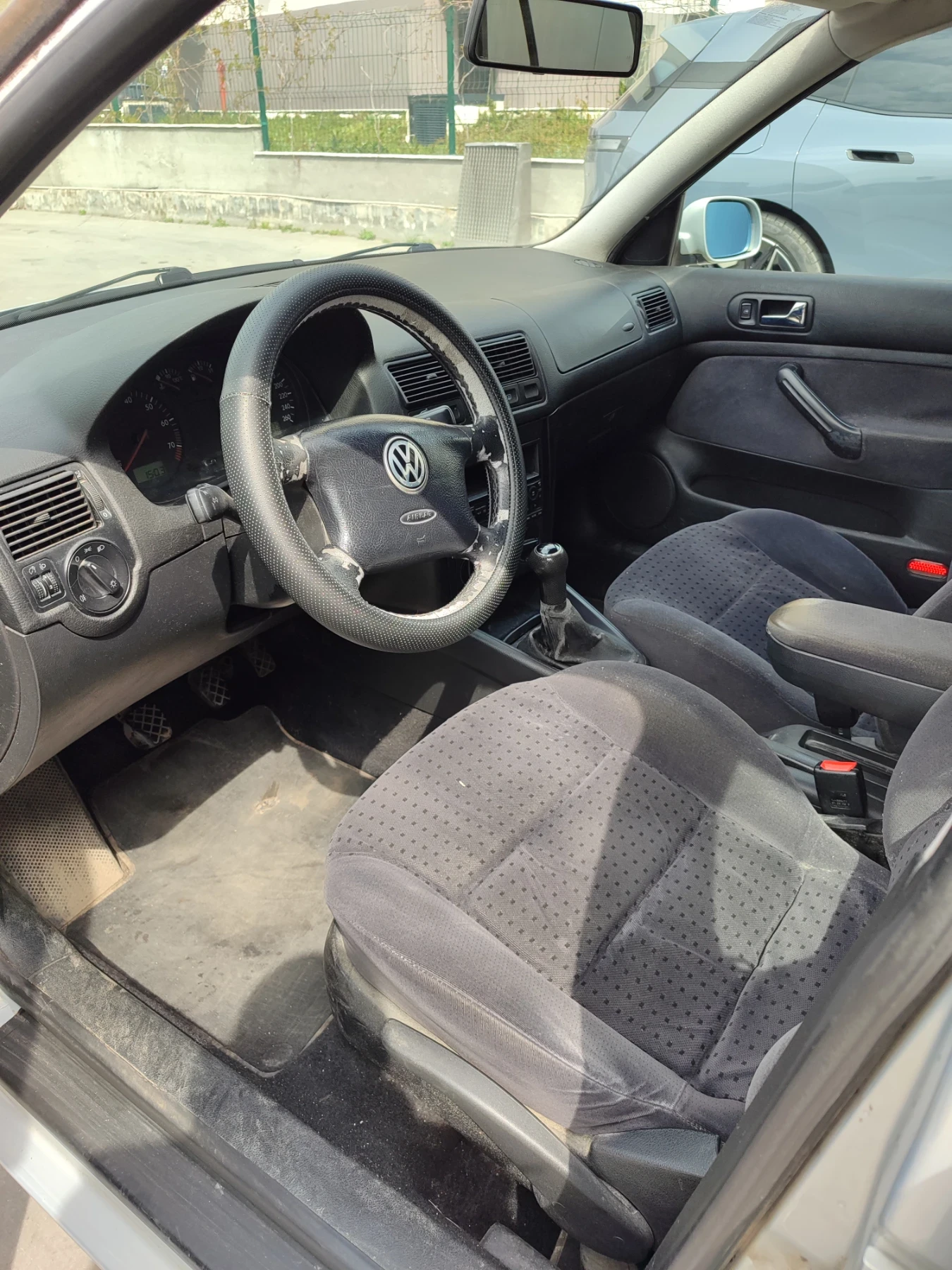 VW Golf, снимка 8 - Автомобили и джипове - 54362552