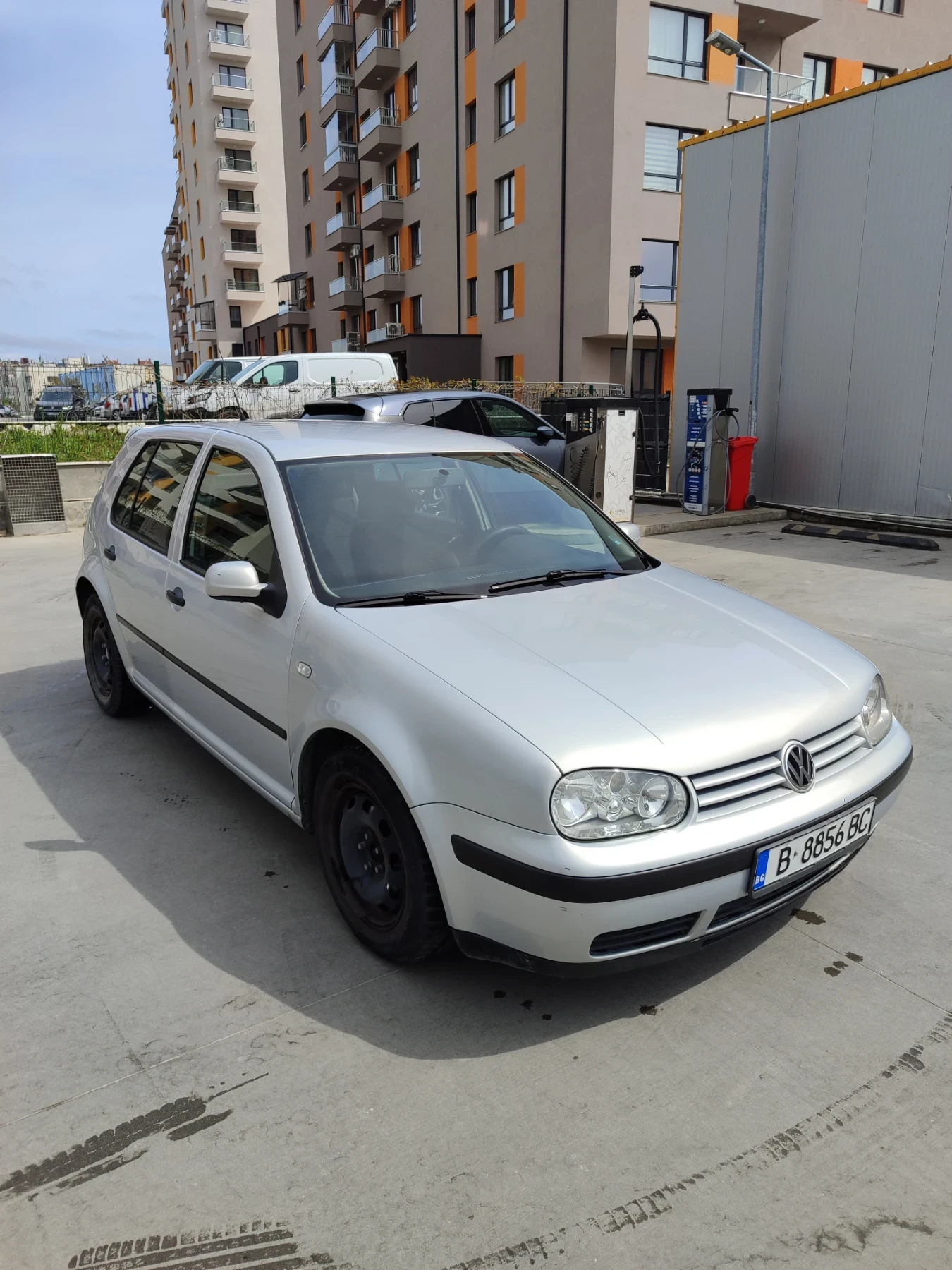 VW Golf, снимка 2 - Автомобили и джипове - 54362552