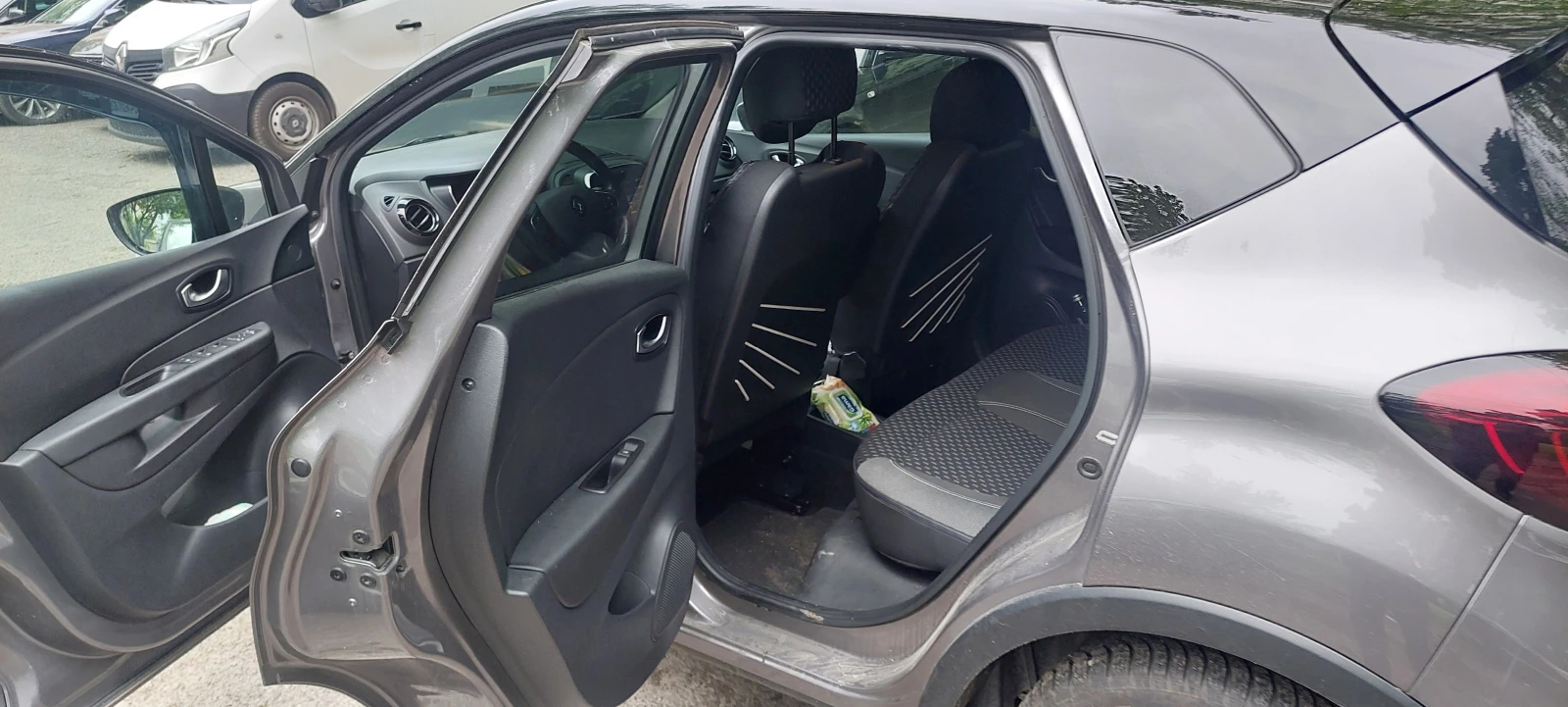 Renault Captur Eagle, снимка 5 - Автомобили и джипове - 54715057