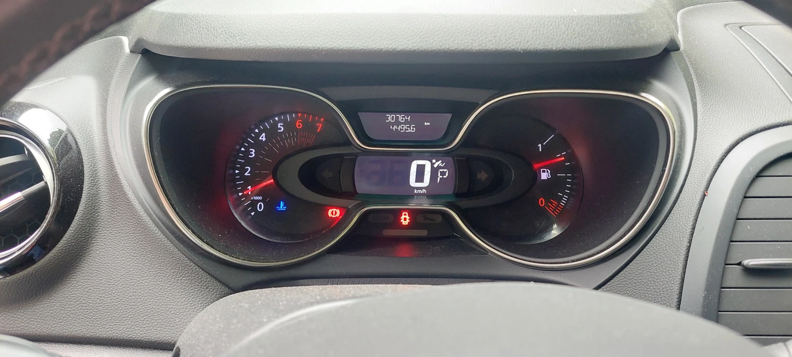 Renault Captur Eagle, снимка 7 - Автомобили и джипове - 54715057