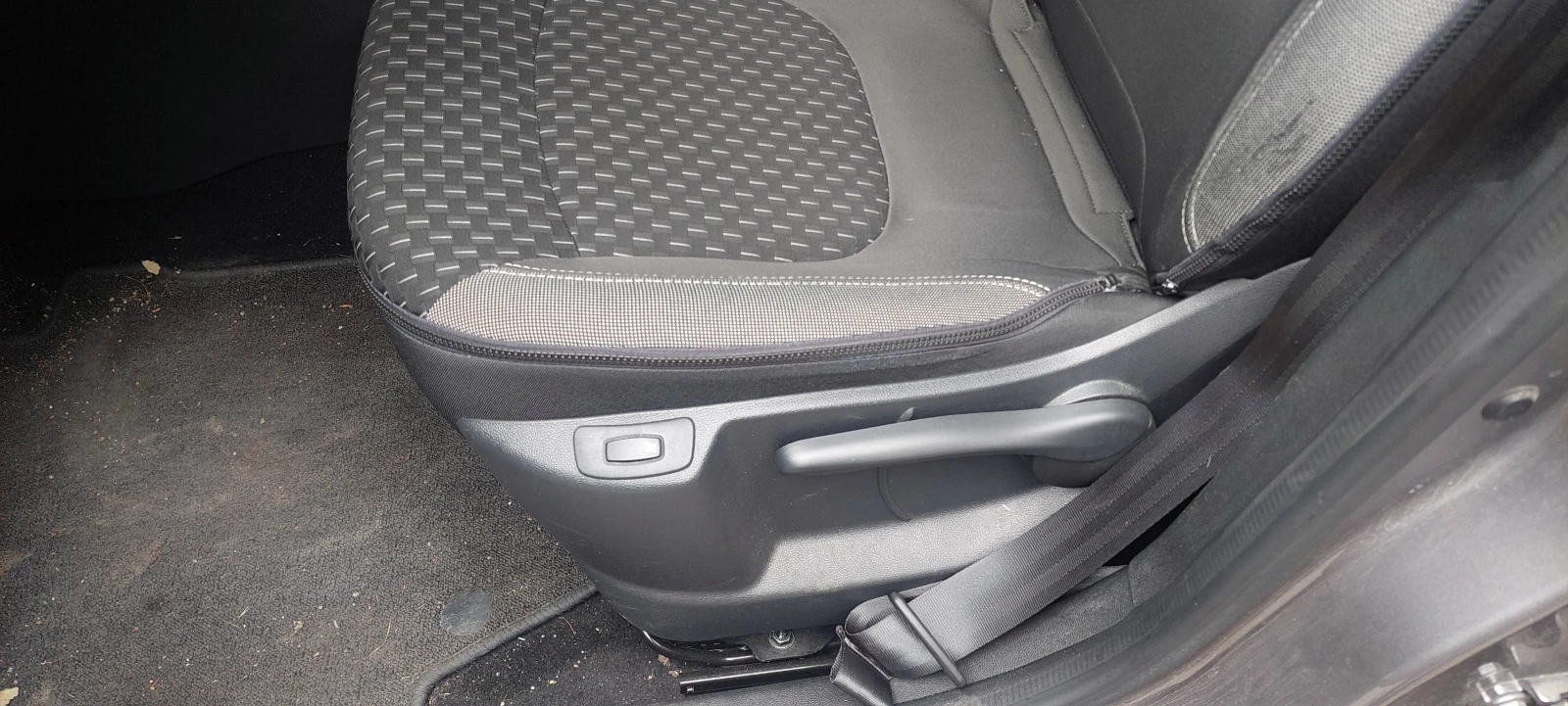 Renault Captur Eagle, снимка 9 - Автомобили и джипове - 54715057