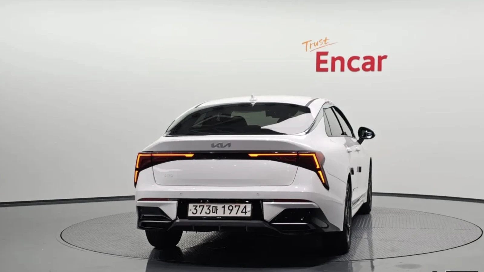 Kia K5 2.0 LPG ТЕЧНА ФАЗА !, снимка 4 - Автомобили и джипове - 54751487