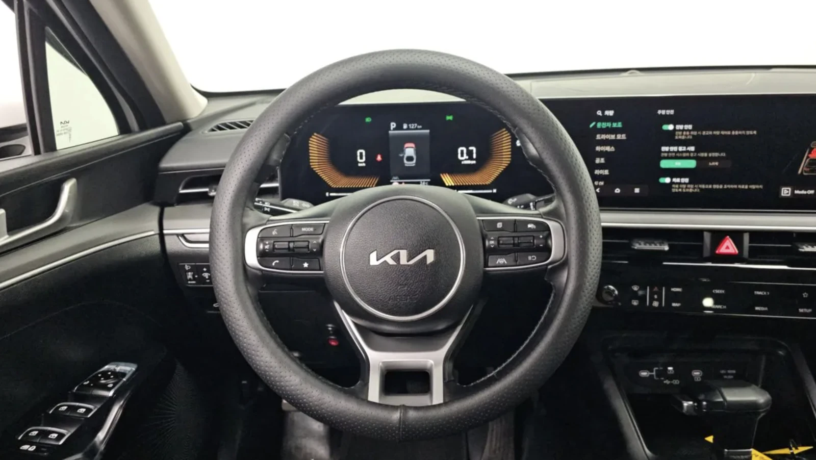 Kia K5 2.0 LPG ТЕЧНА ФАЗА !, снимка 9 - Автомобили и джипове - 54751487