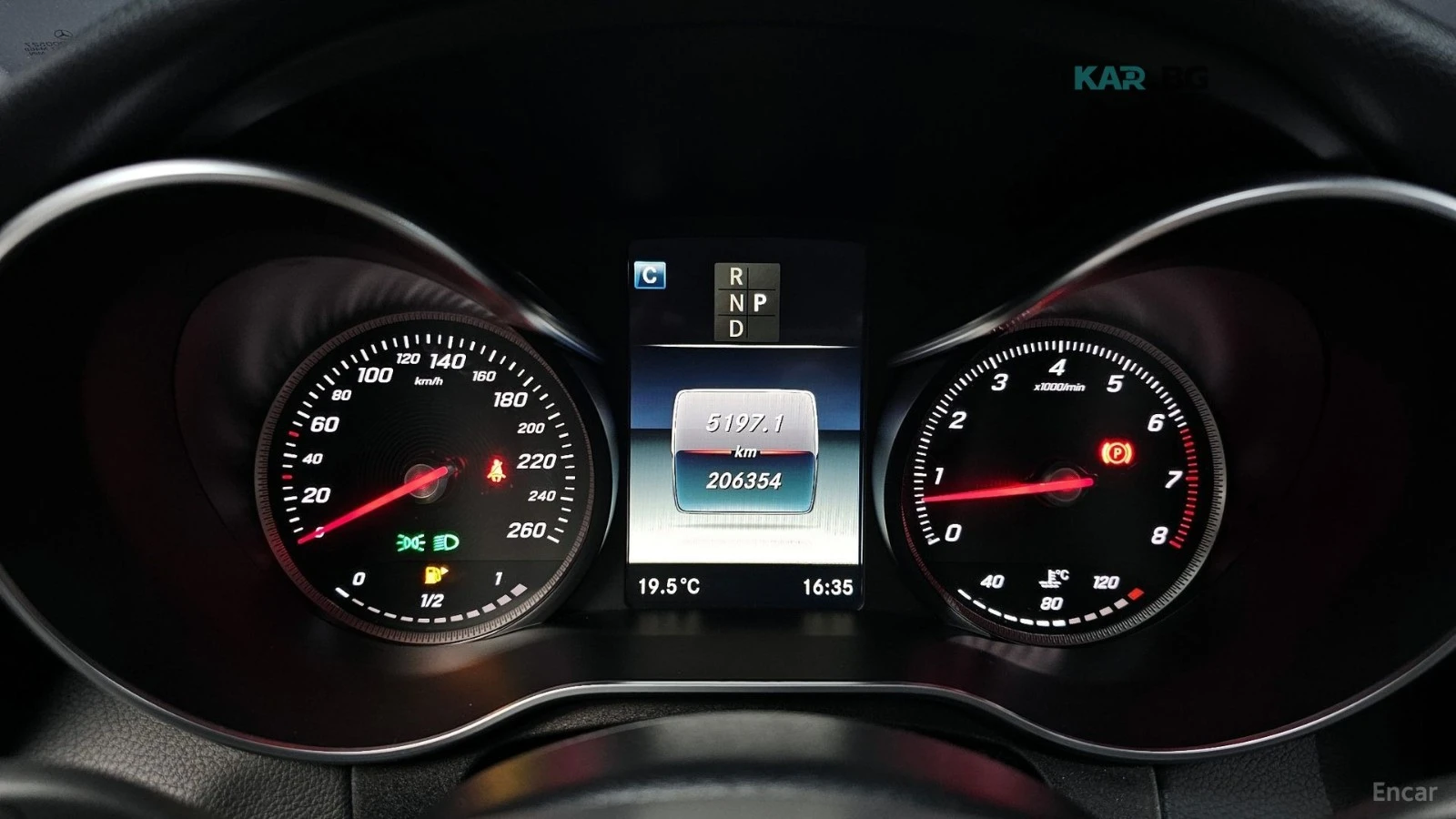 Mercedes-Benz C 200 AVANTGARDE* КОЖА* ПОДГРЕВ* НАВИ* ПАНОРАМА, снимка 8 - Автомобили и джипове - 54811961