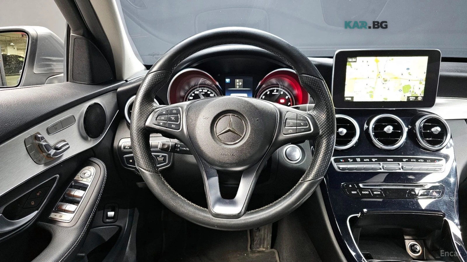 Mercedes-Benz C 200 AVANTGARDE* КОЖА* ПОДГРЕВ* НАВИ* ПАНОРАМА, снимка 11 - Автомобили и джипове - 54811961