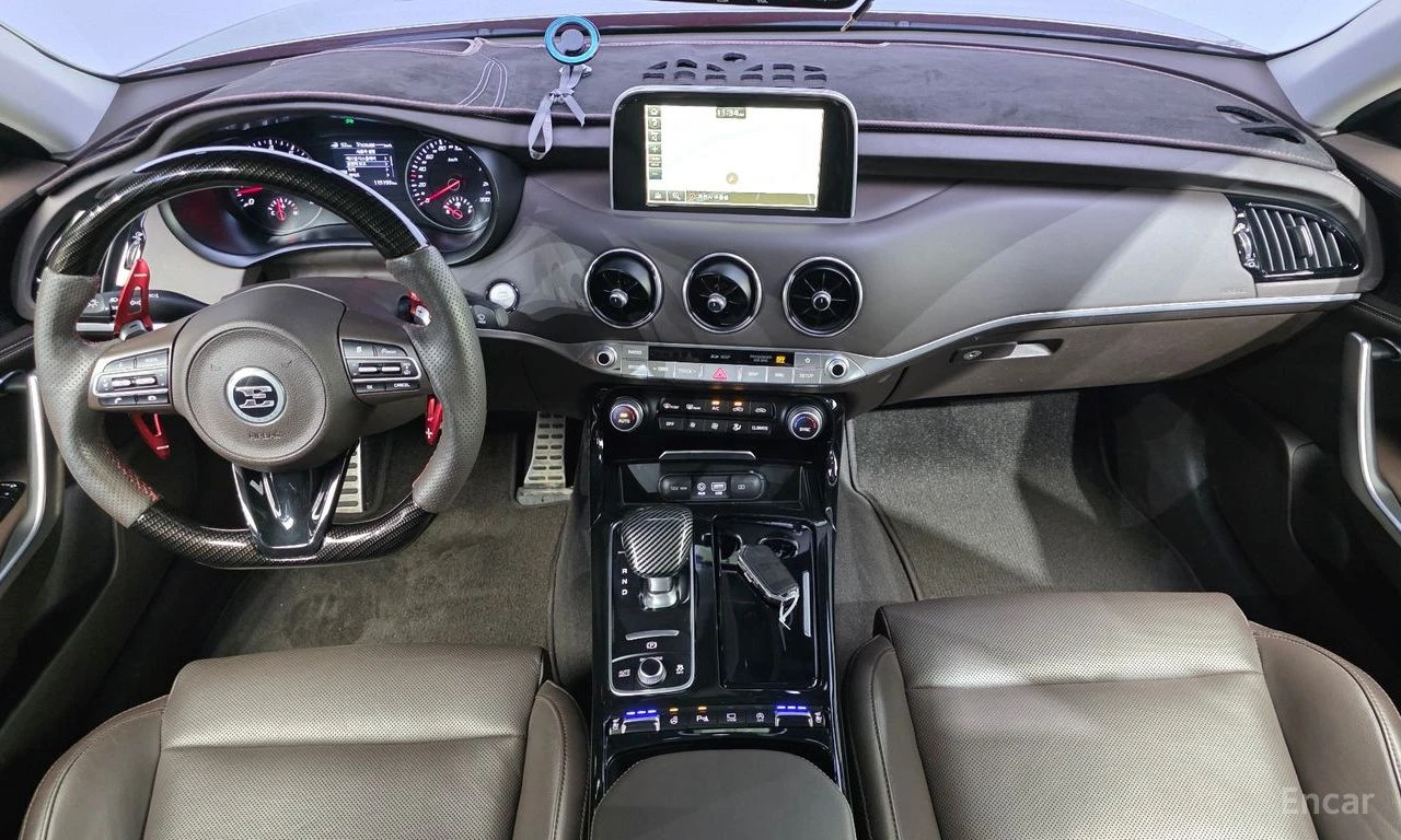Kia Stinger 3.3* TURBO* AWD* ���������* �����* 360������*  | Mobile.bg � ����������� 7