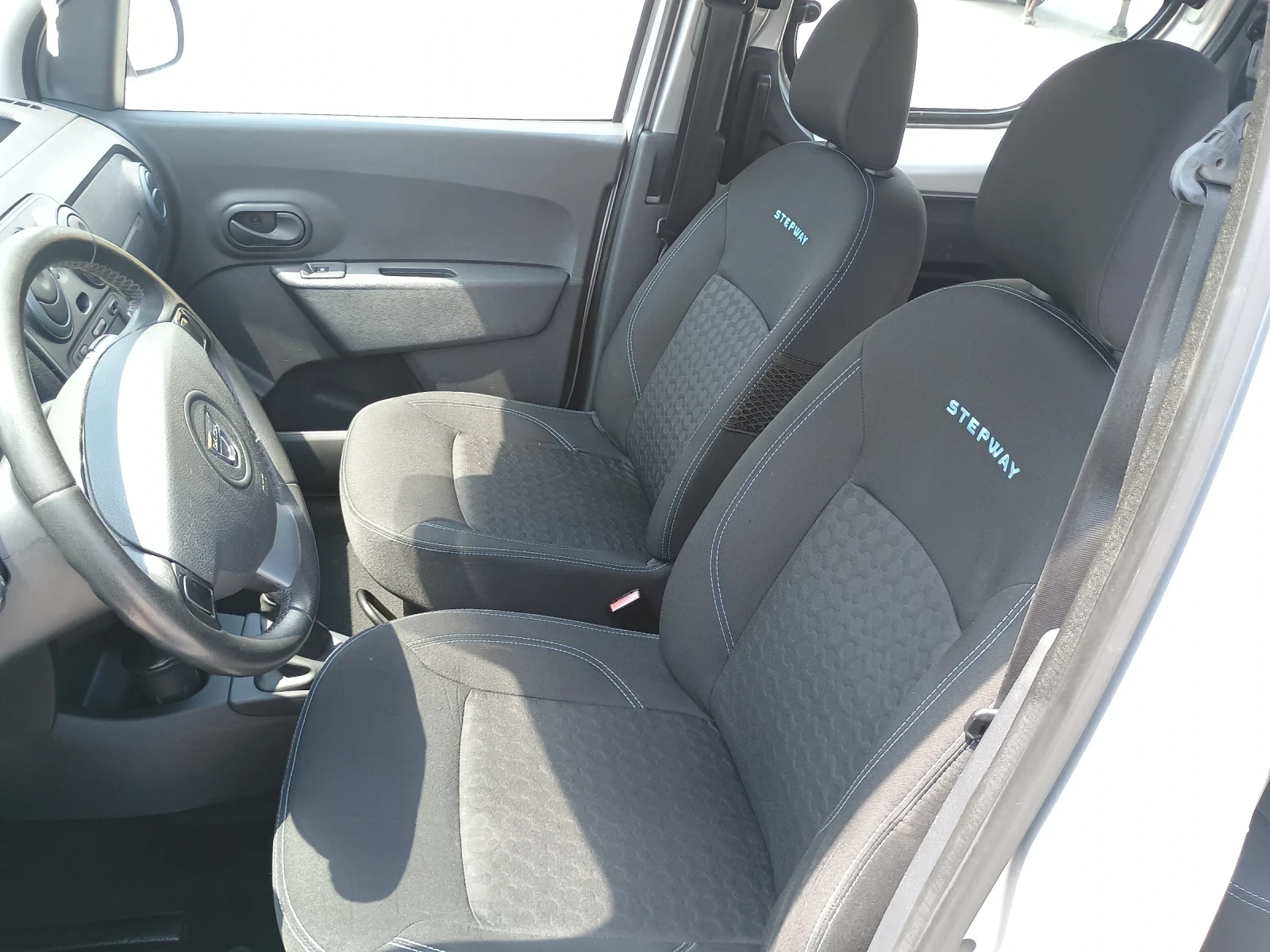 Dacia Dokker STEPWAY, снимка 11 - Автомобили и джипове - 55272365