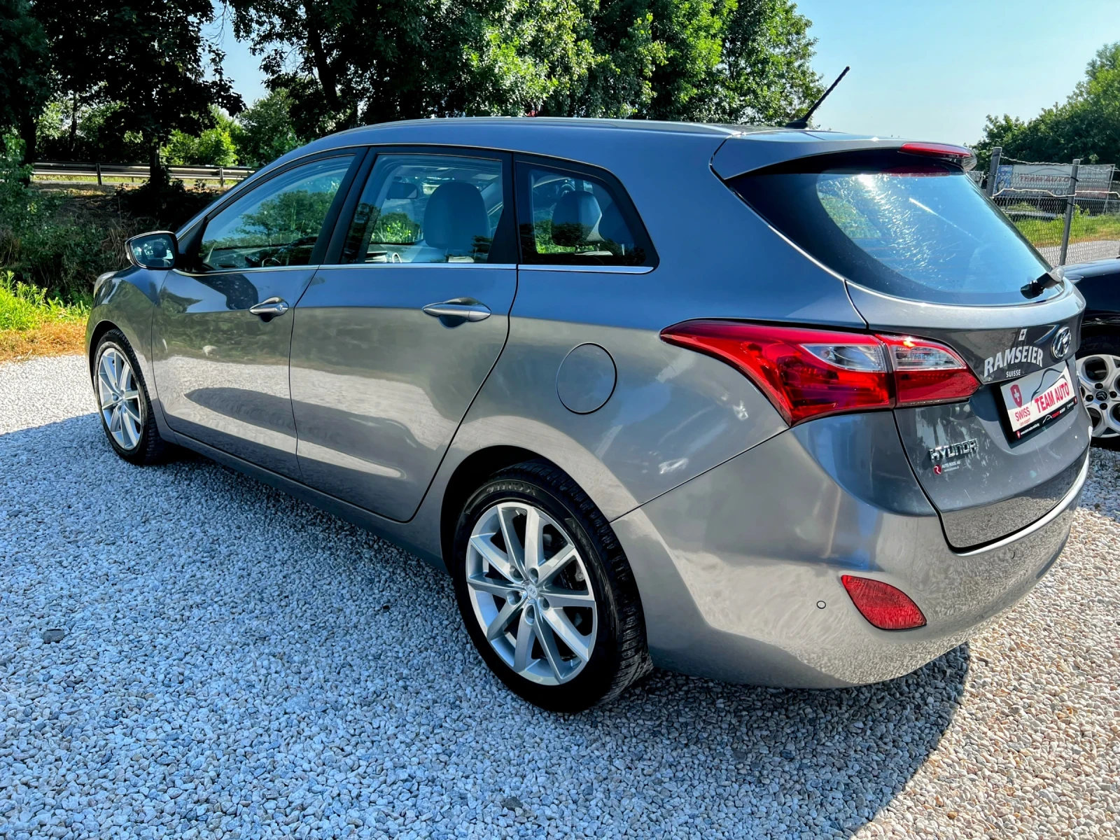 Hyundai I30 1.6CRDI 165000KM AUTOMATIC EURO5, снимка 6 - Автомобили и джипове - 55310286