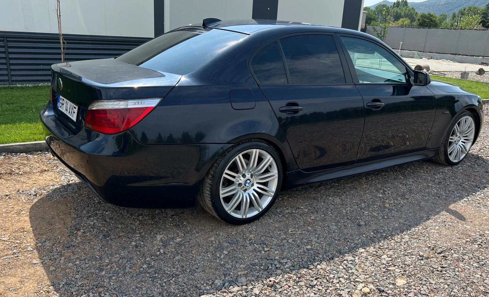 BMW 530, снимка 4 - Автомобили и джипове - 55659613