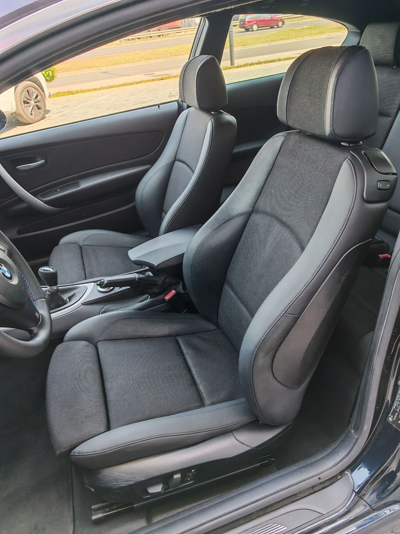 BMW 130 * M PACK * 130i  265ps * ТОП СЪСТОЯНИЕ * , снимка 10 - Автомобили и джипове - 55904303