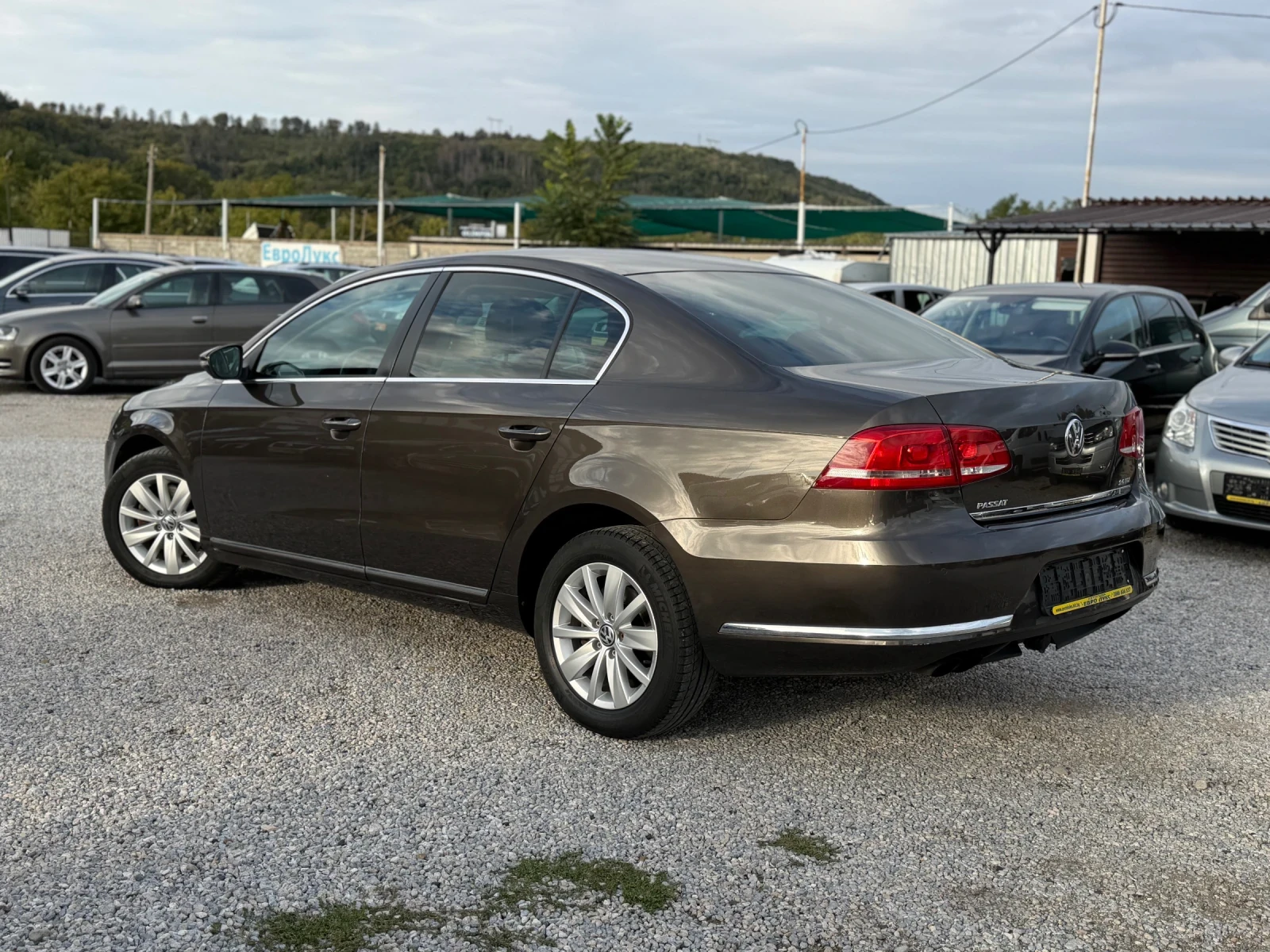 VW Passat 2.0TDI 140кс DSG НАВИ ПОДГРЕВ , снимка 8 - Автомобили и джипове - 56271770
