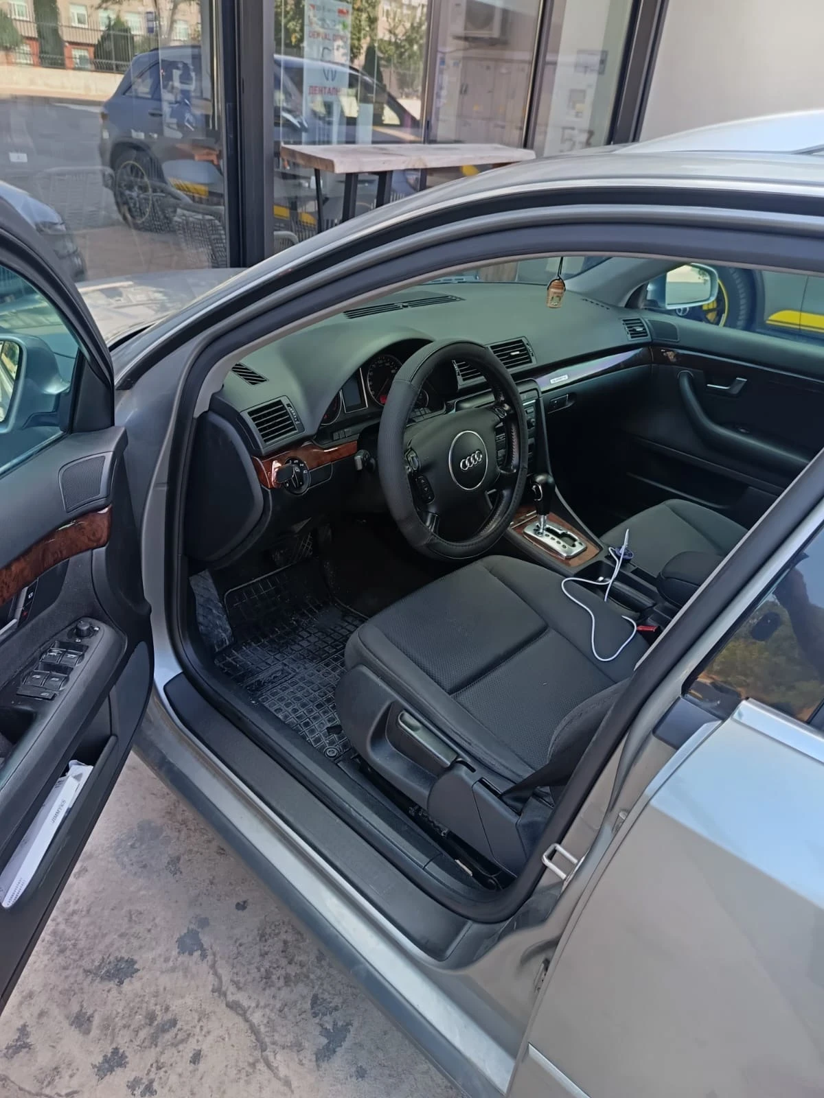 Audi A4, снимка 2 - Автомобили и джипове - 56551471