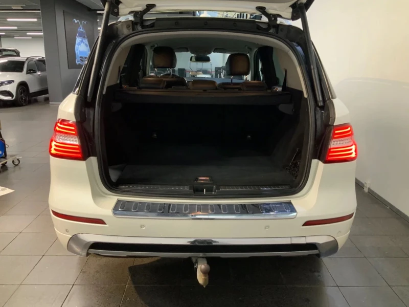 Mercedes-Benz ML 350 3, 0 BlueTEC AMG Line aut. 4Matic 5d, снимка 5 - Автомобили и джипове - 48101004