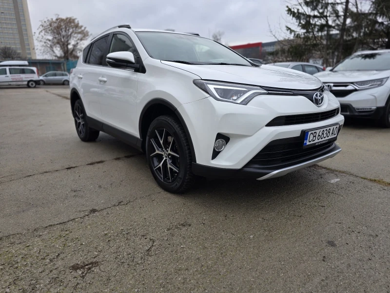 Toyota Rav4 2.0 D4d EXECUTIVE + , снимка 1 - Автомобили и джипове - 48576101