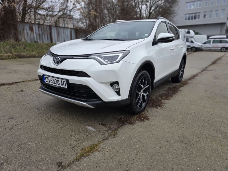 Toyota Rav4 2.0 D4d EXECUTIVE + , снимка 3 - Автомобили и джипове - 48576101