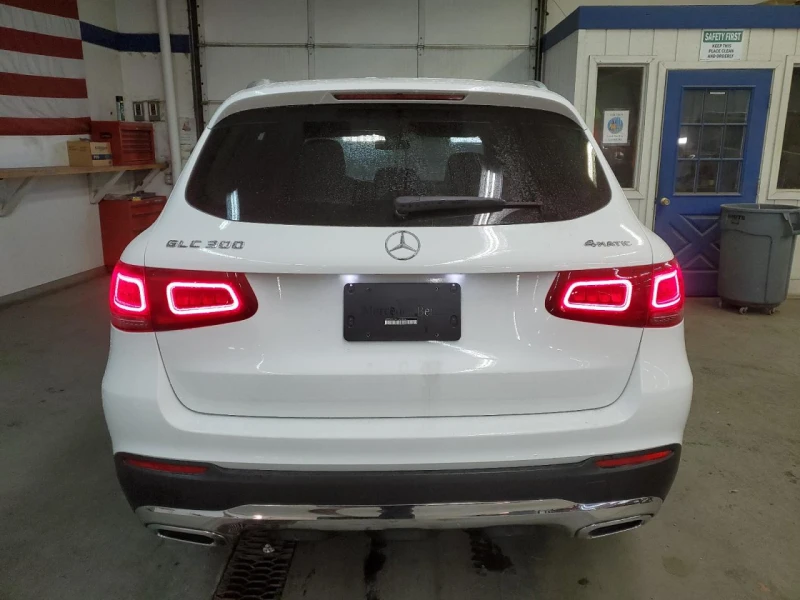 Mercedes-Benz GLC 300 Подгрев* Keyless* Камера, снимка 6 - Автомобили и джипове - 49584564