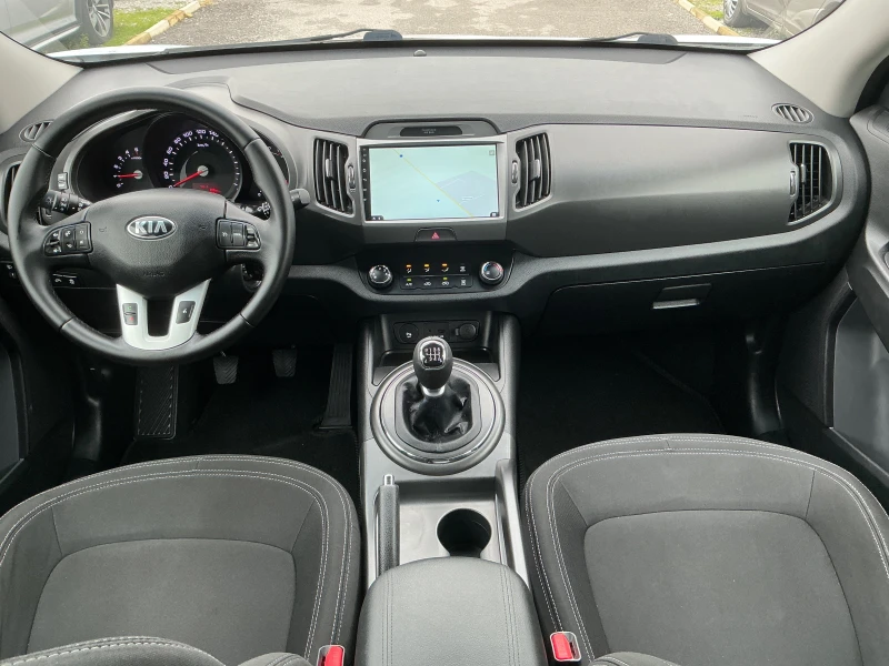 Kia Sportage 1.7 CRDI, снимка 9 - Автомобили и джипове - 52589072