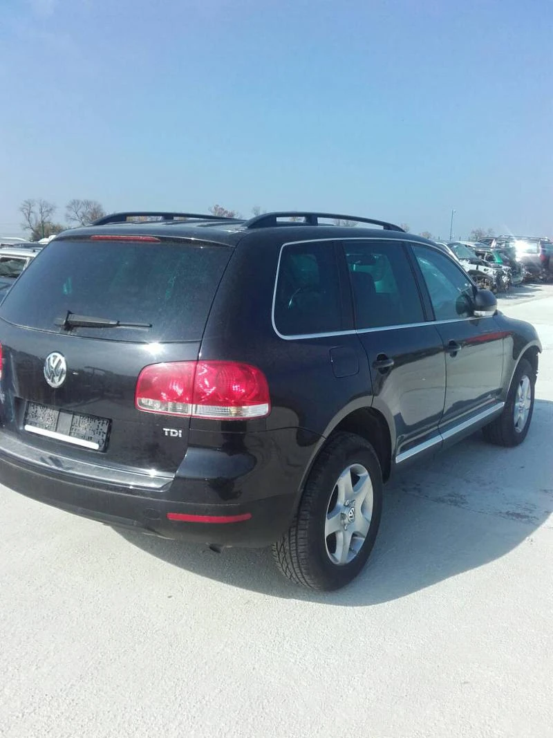 VW Touareg 2 Броя 2.5TDI R5 и 5,0 V10, снимка 3 - Автомобили и джипове - 23158333