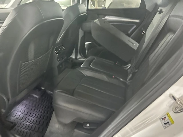 Audi Q5 Автокредит, снимка 13 - Автомобили и джипове - 56720915