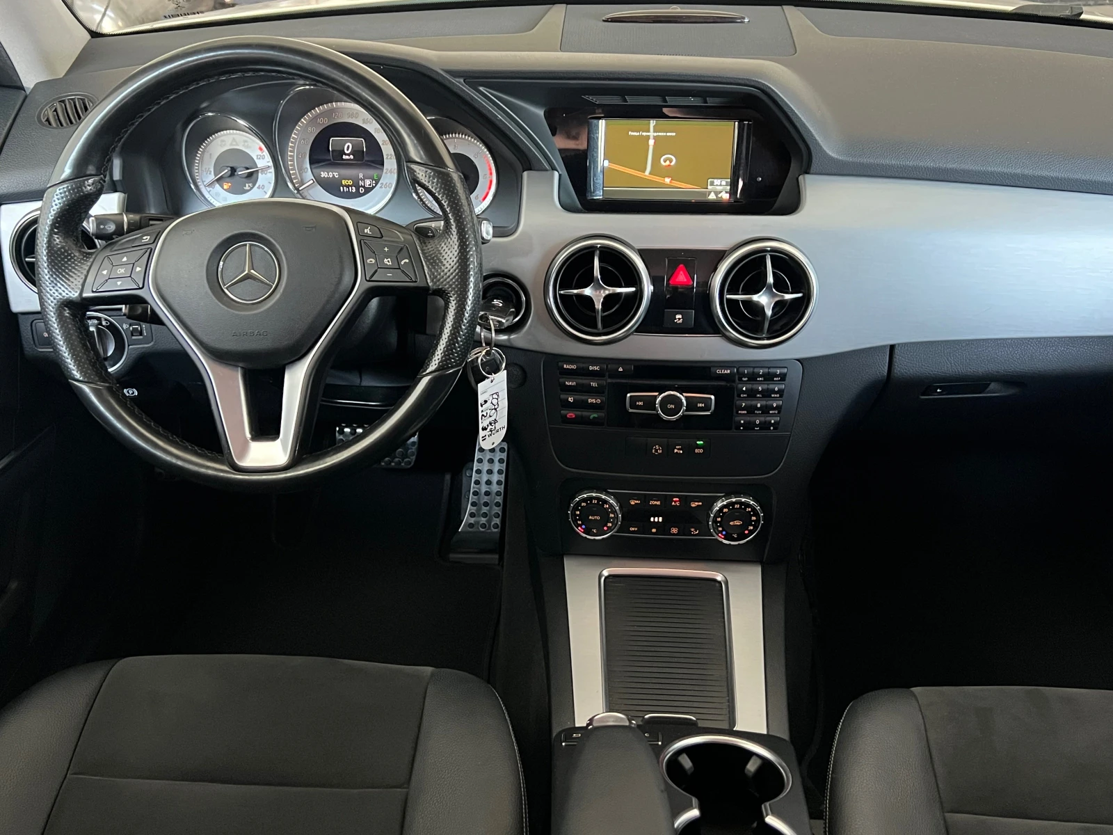 Mercedes-Benz GLK 220CDI, 4-MATIC, SPORT, FULL SERVICE MERCEDES-KATO - изображение 9