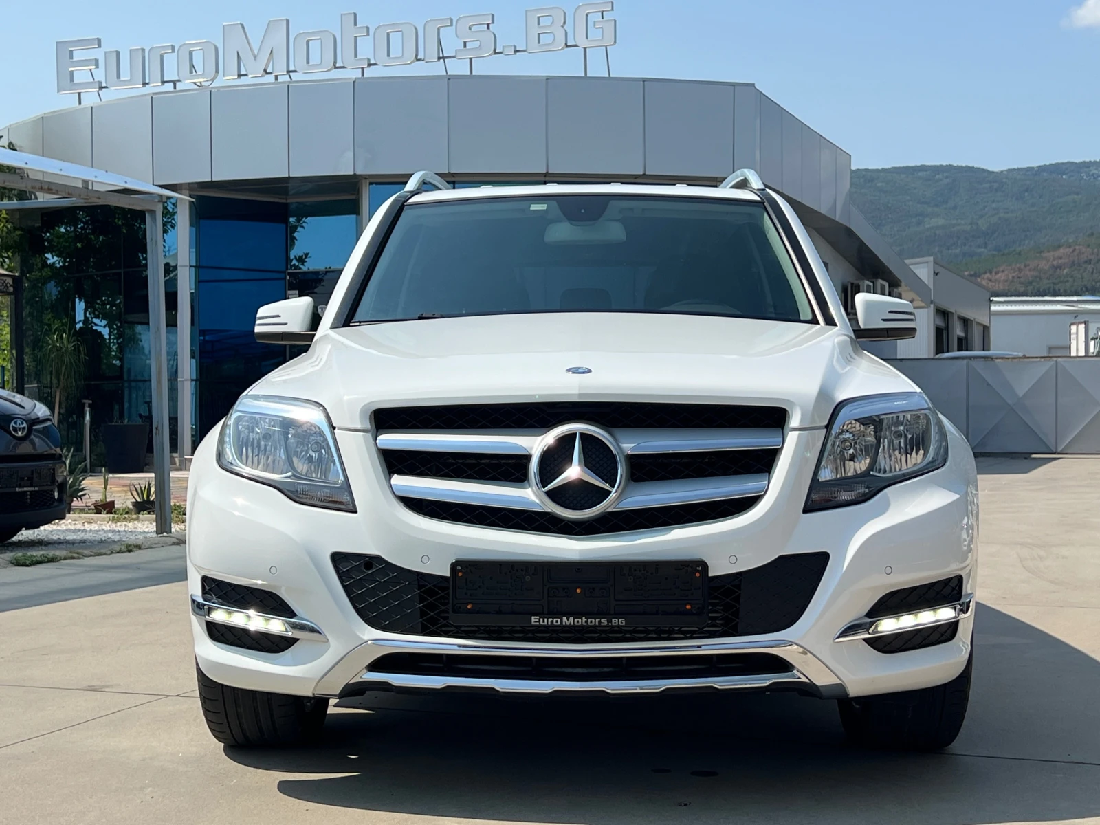 Mercedes-Benz GLK 220CDI, 4-MATIC, SPORT, FULL SERVICE MERCEDES-KATO - изображение 2