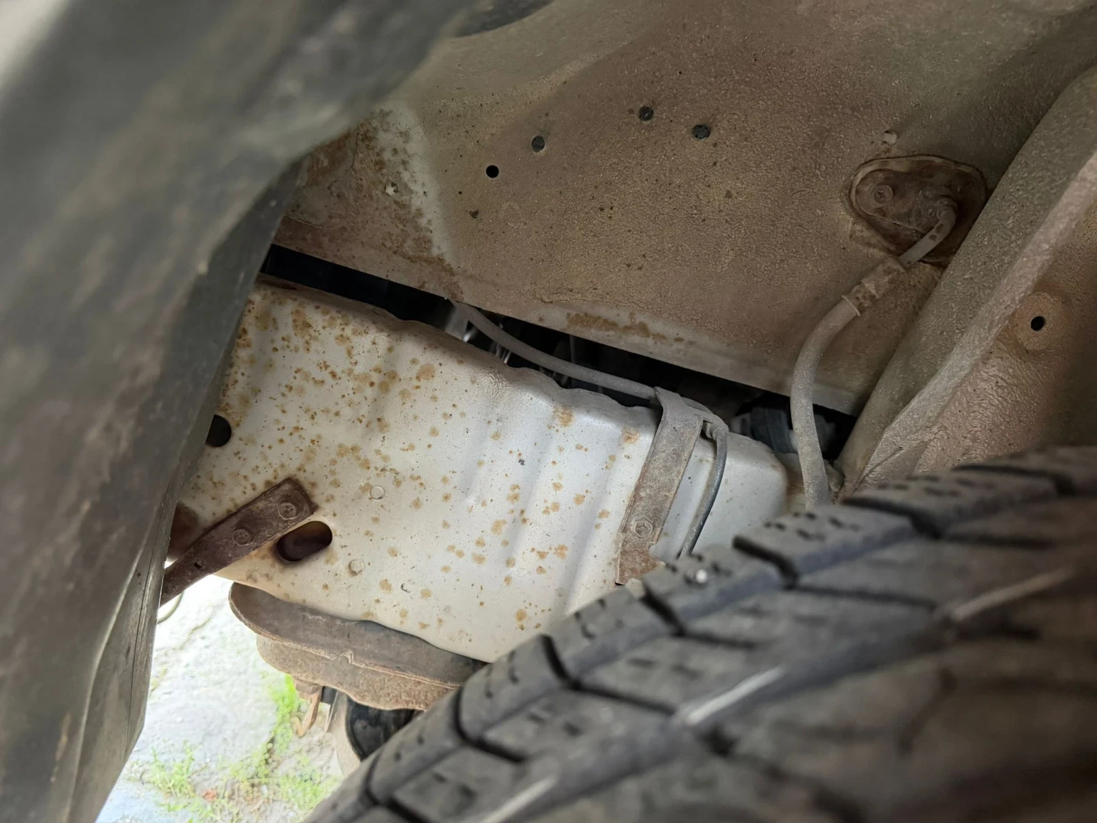 Suzuki Grand vitara Бензин , снимка 12 - Автомобили и джипове - 52942747
