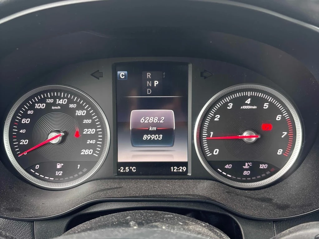 Mercedes-Benz GLC * 300 * CARFAX * БЕЗ ПЪРВОНАЧАЛНА ВНОСКА - изображение 8