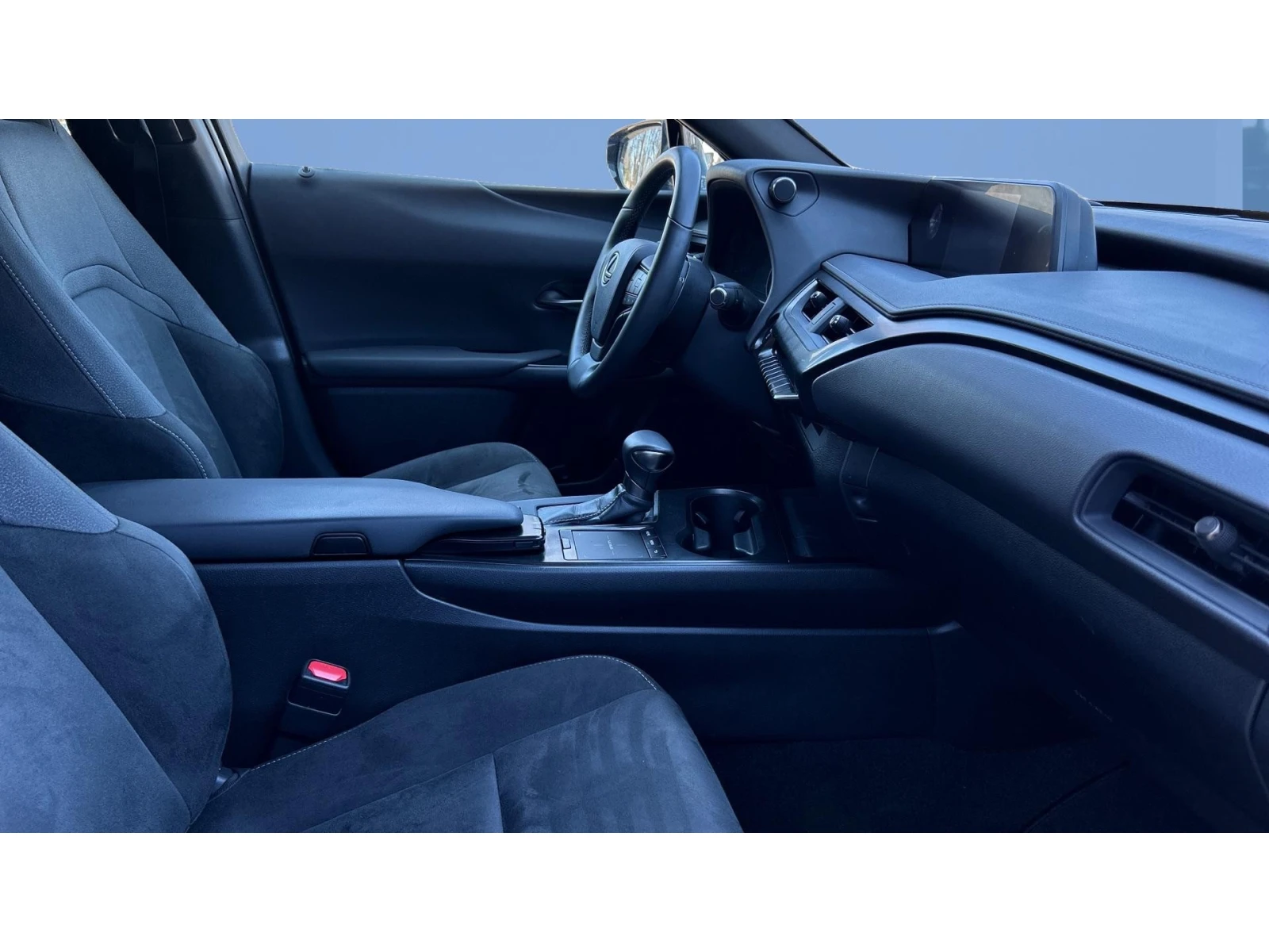 Lexus UX 250h Месечна вноска от 430  , снимка 6 - Автомобили и джипове - 54147258