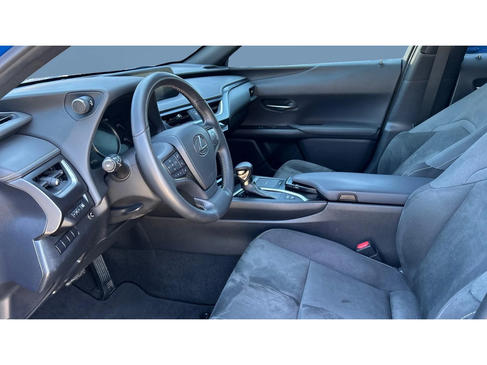 Lexus UX 250h Месечна вноска от 430  , снимка 12 - Автомобили и джипове - 54147258