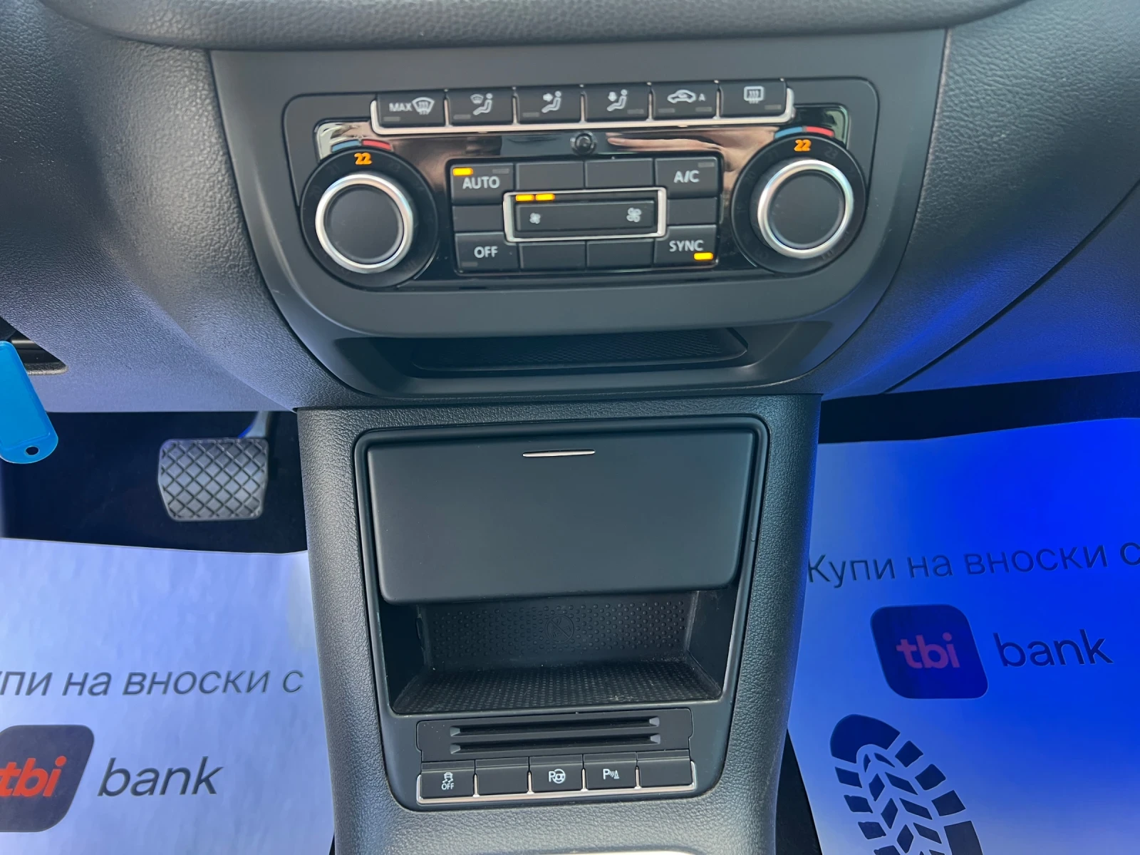 VW Tiguan 2.0TDI-140к.с./ 4Motion/ Автомат/ Парктроник, снимка 15 - Автомобили и джипове - 54165050