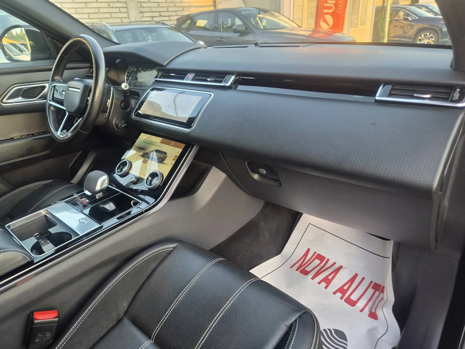 Land Rover Range Rover Velar 3.0D-FACE LIFT-2021г-ПАНОРАМА, снимка 12 - Автомобили и джипове - 55534566