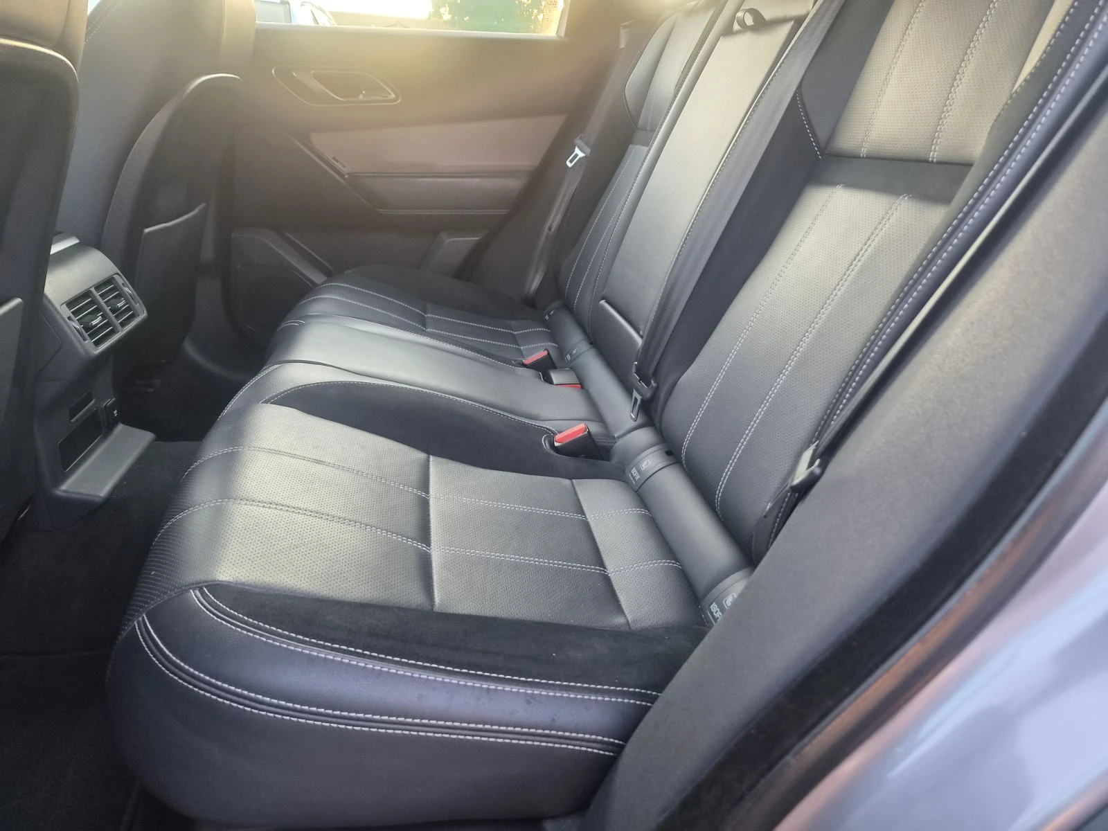 Land Rover Range Rover Velar 3.0D-FACE LIFT-2021г-ПАНОРАМА, снимка 15 - Автомобили и джипове - 55534566
