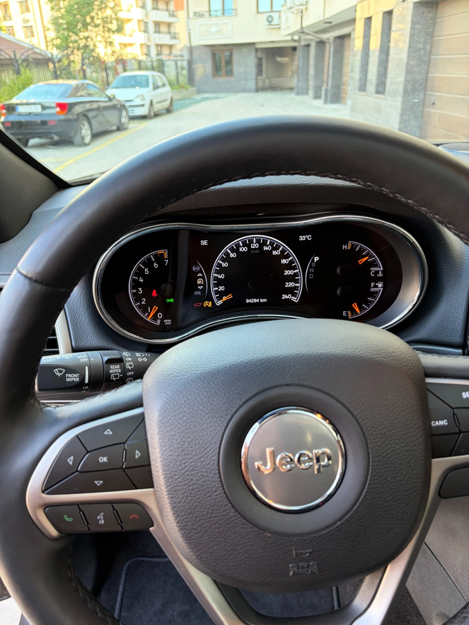Jeep Grand cherokee, снимка 11 - Автомобили и джипове - 55722835