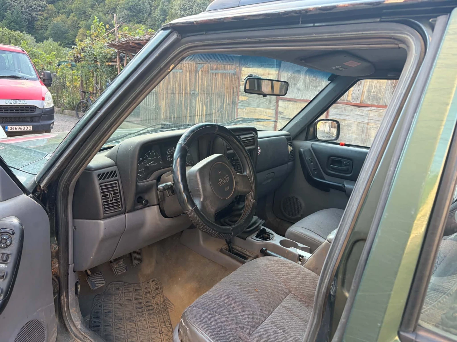 Jeep Cherokee, снимка 7 - Автомобили и джипове - 56153679