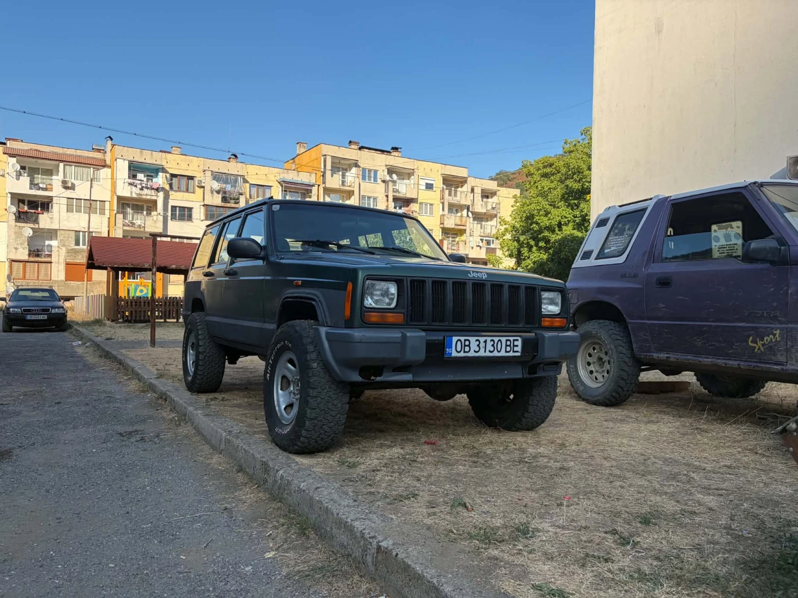 Jeep Cherokee