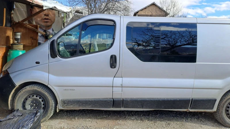 Renault Trafic 2, снимка 2 - Бусове и автобуси - 48629332