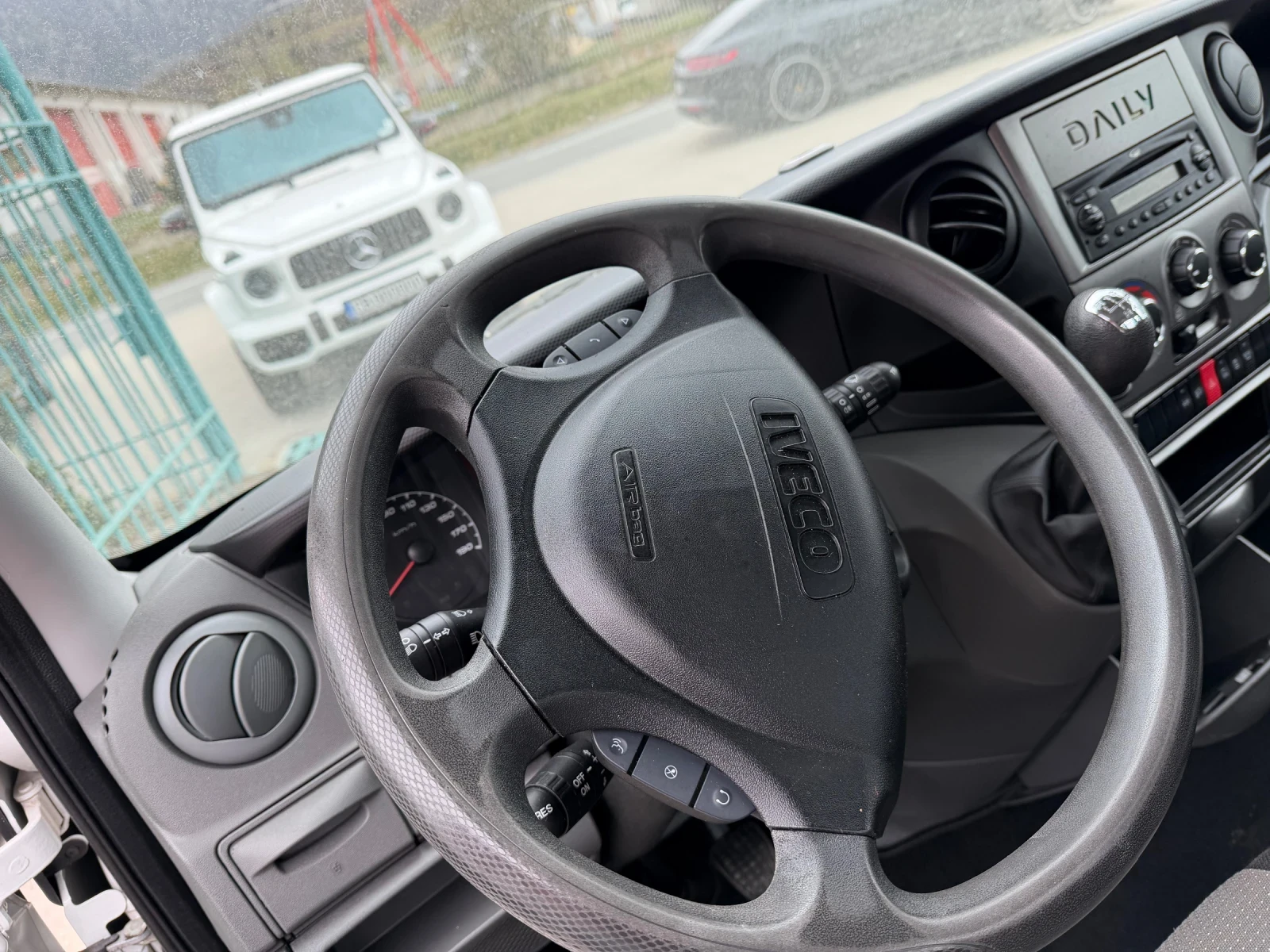 Iveco Daily 35S14* Кран , снимка 4 - Бусове и автобуси - 53904312