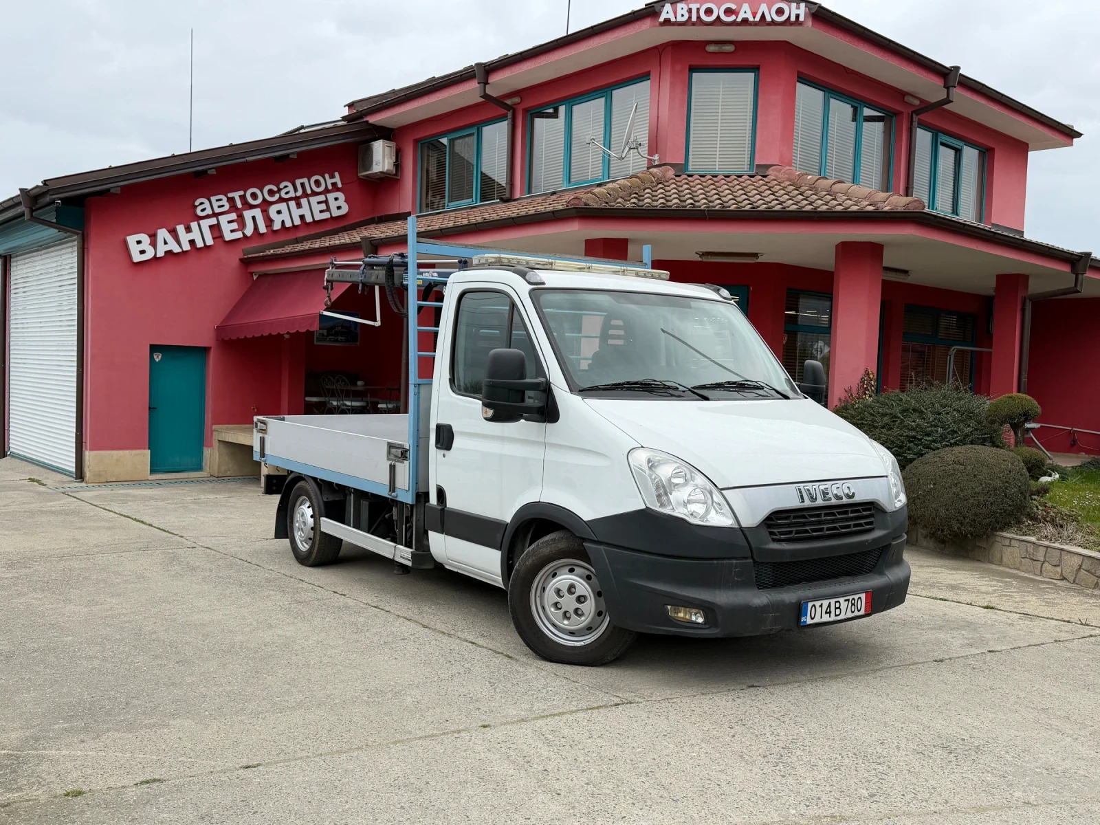 Iveco Daily 35S14* Кран , снимка 16 - Бусове и автобуси - 53904312