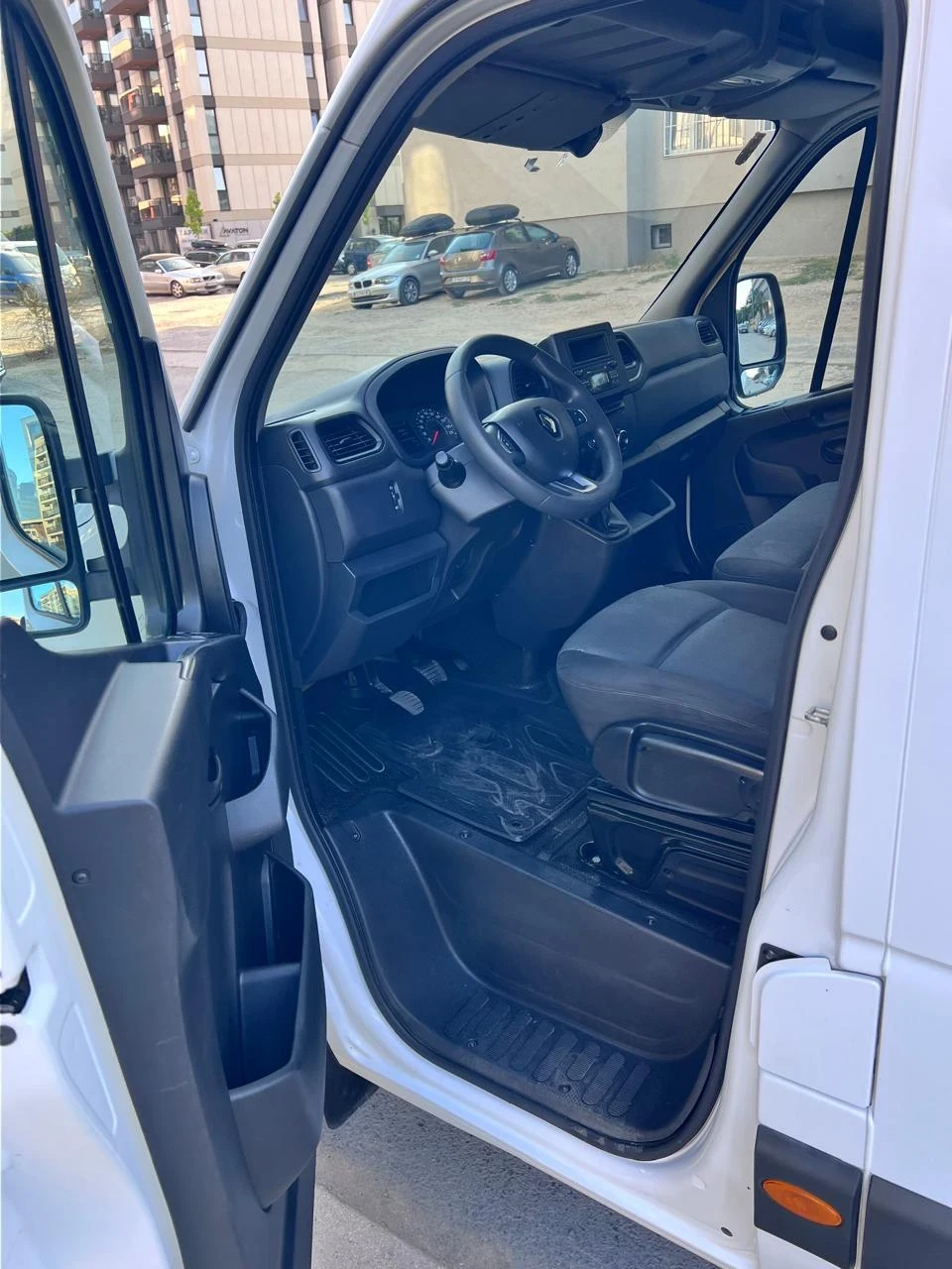 Renault Master Товарен , снимка 5 - Бусове и автобуси - 55769625