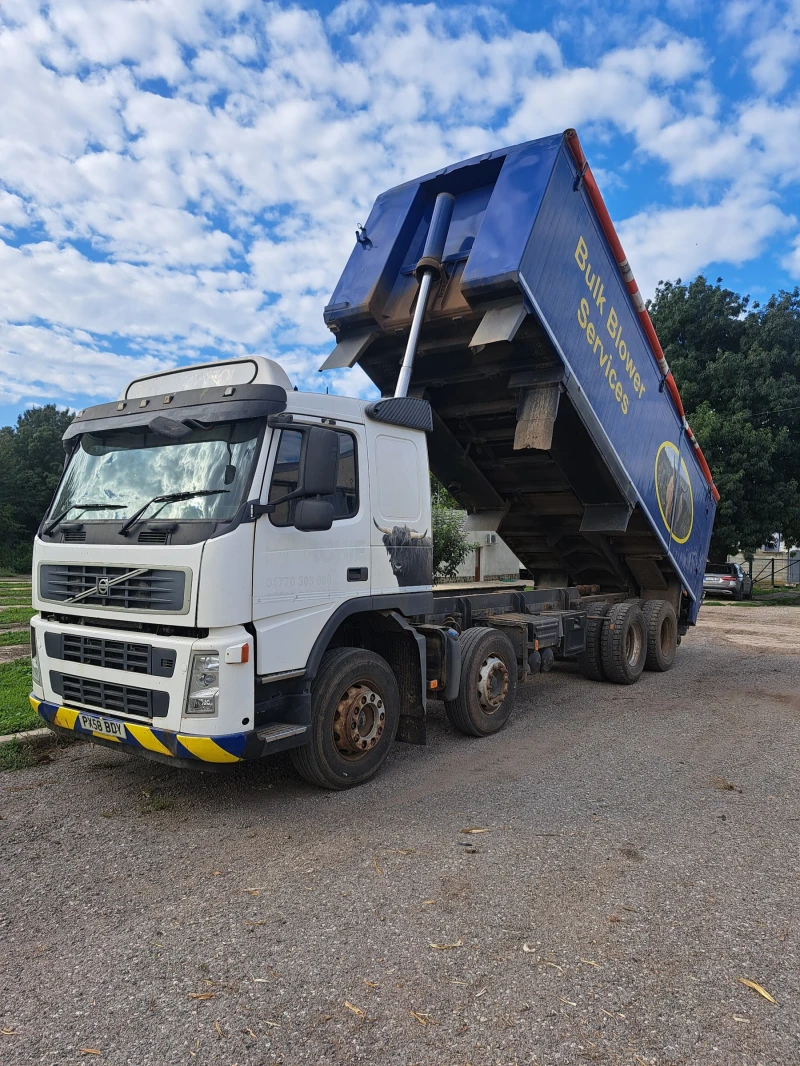 Volvo Fm12 FM 380/8x4/самосвал-зърновоз, снимка 2 - Камиони - 47246572