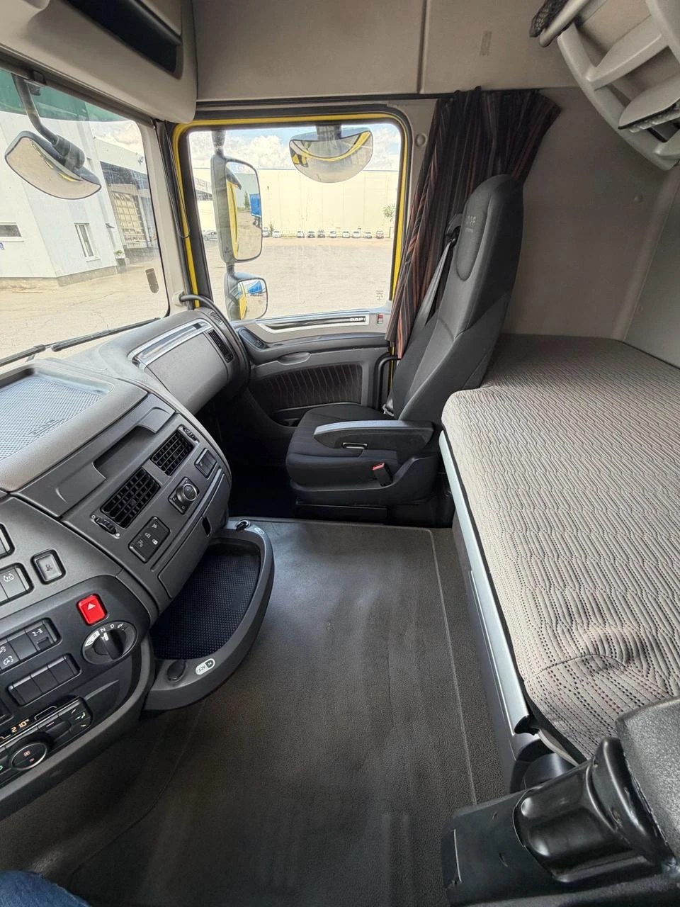 Daf XF XF430 SC, снимка 11 - Камиони - 54931786