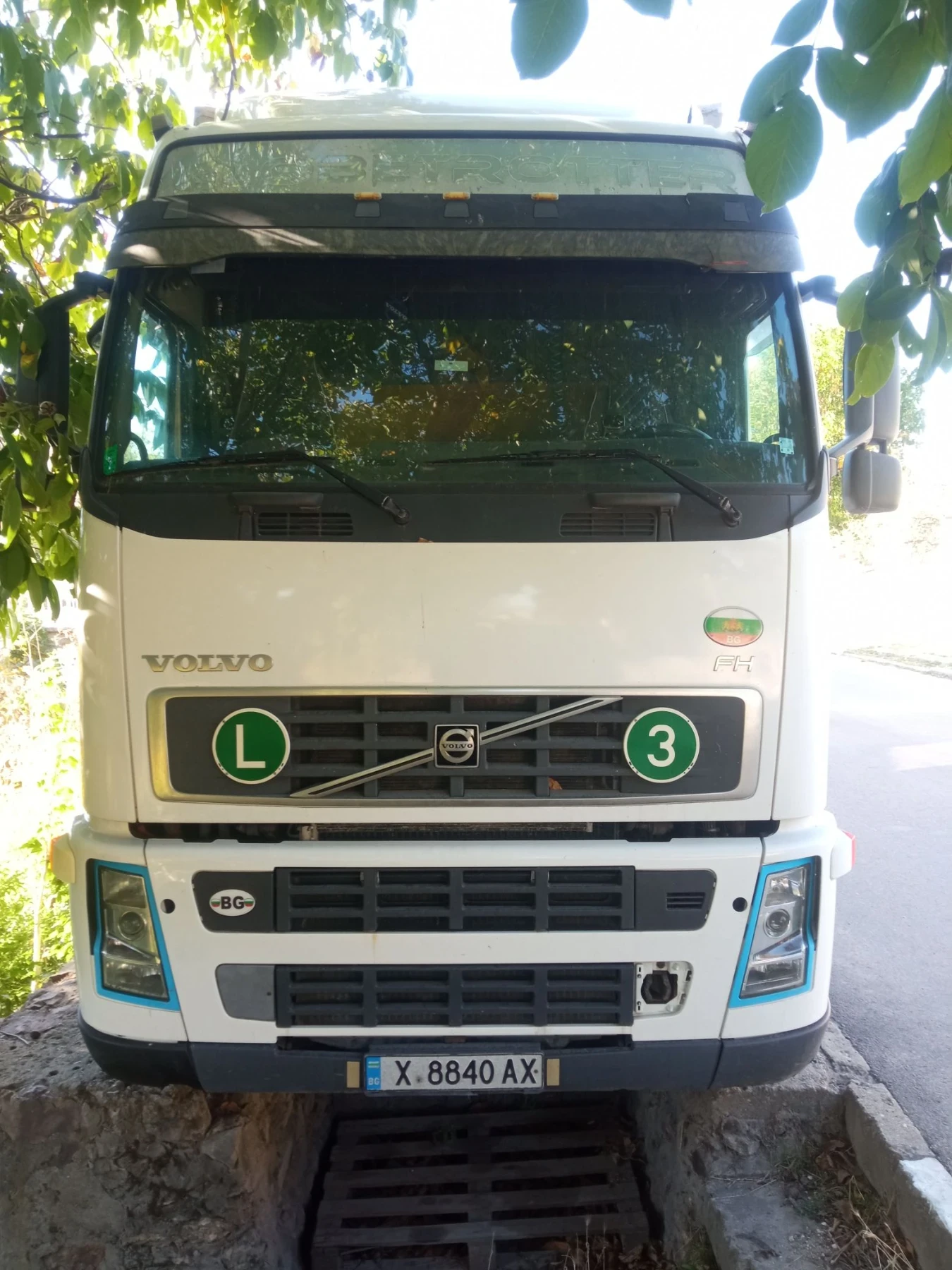 Volvo F12 Хенгер, снимка 2 - Камиони - 56362169