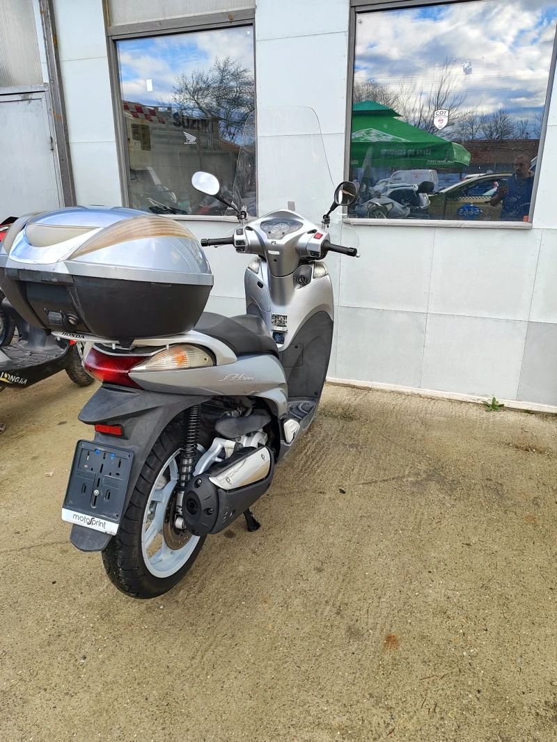 Honda Sh 300i, снимка 2 - Мотоциклети и мототехника - 53393132