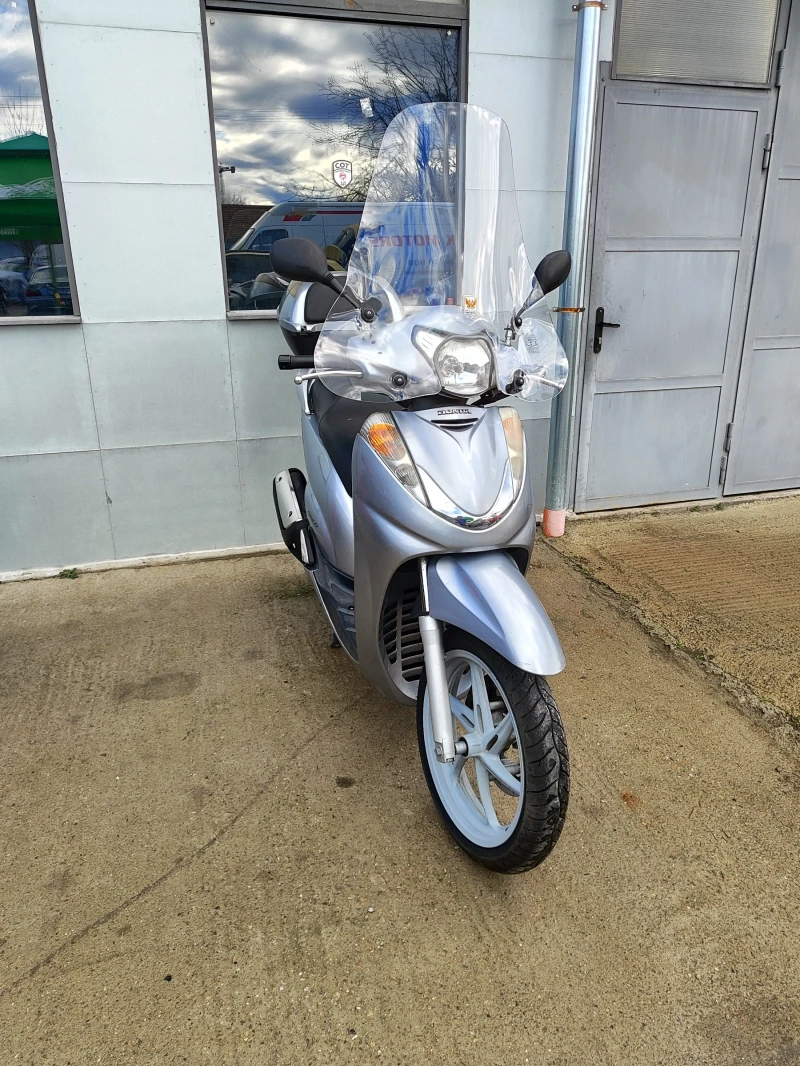 Honda Sh 300i, снимка 6 - Мотоциклети и мототехника - 53393132