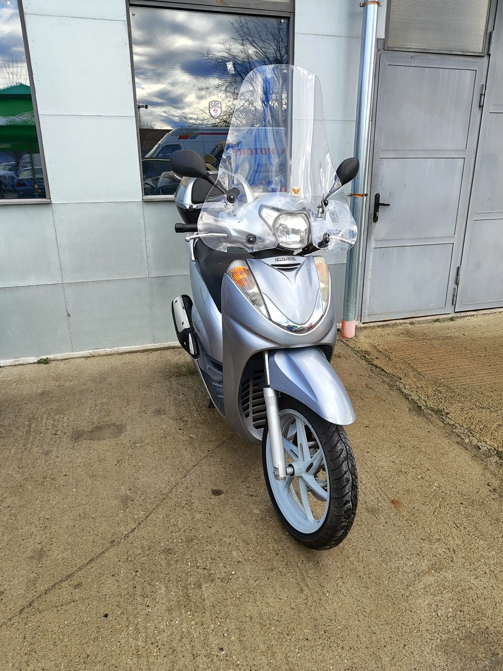 Honda Sh 300i - изображение 6