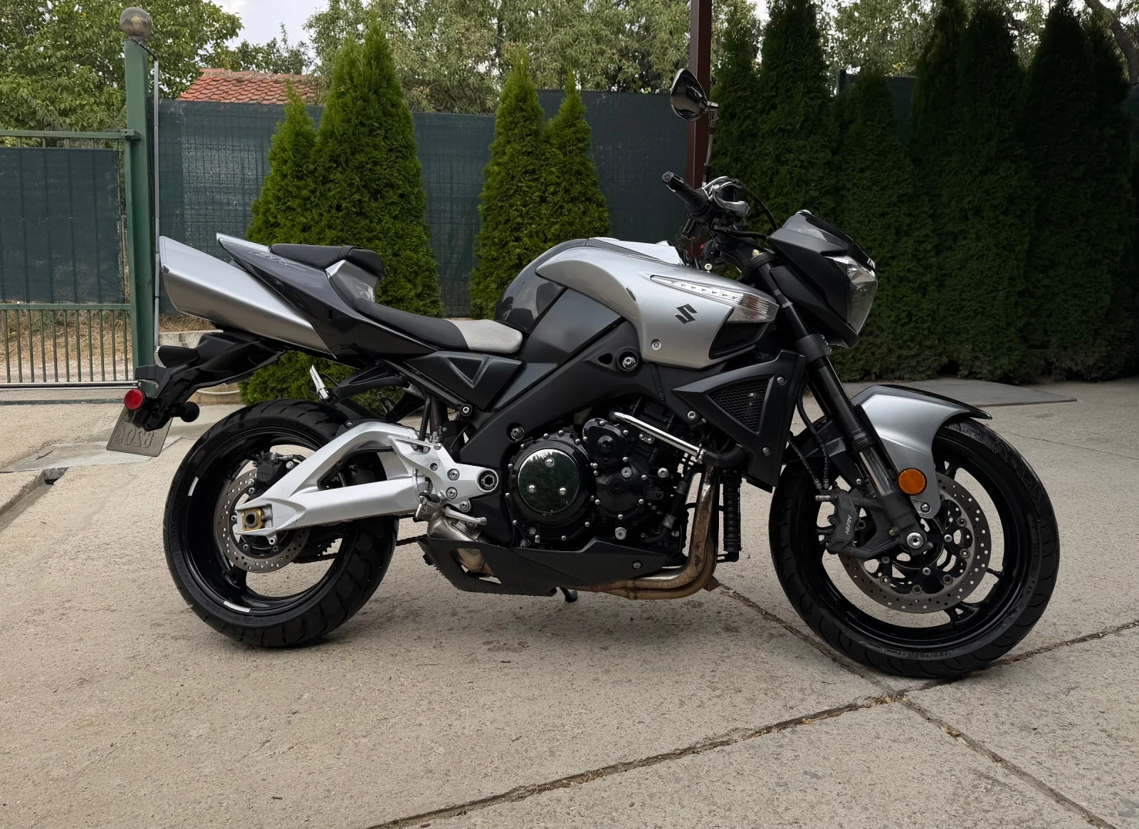 Suzuki B-King GSX1300, снимка 1 - Мотоциклети и мототехника - 55889548